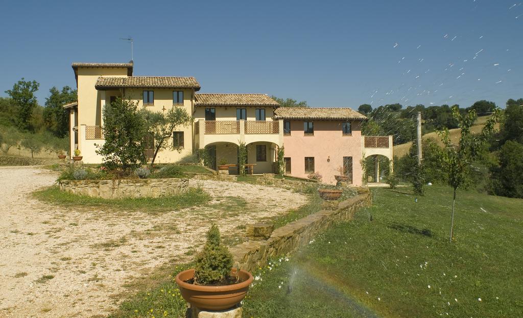 Borgo Le Capannelle Aparthotel Castel Ritaldi Εξωτερικό φωτογραφία