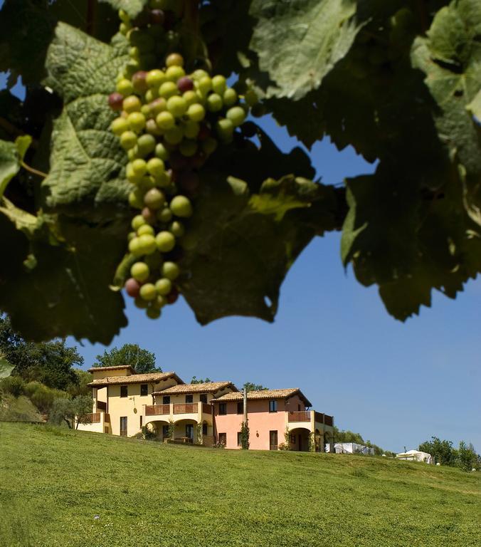Borgo Le Capannelle Aparthotel Castel Ritaldi Εξωτερικό φωτογραφία
