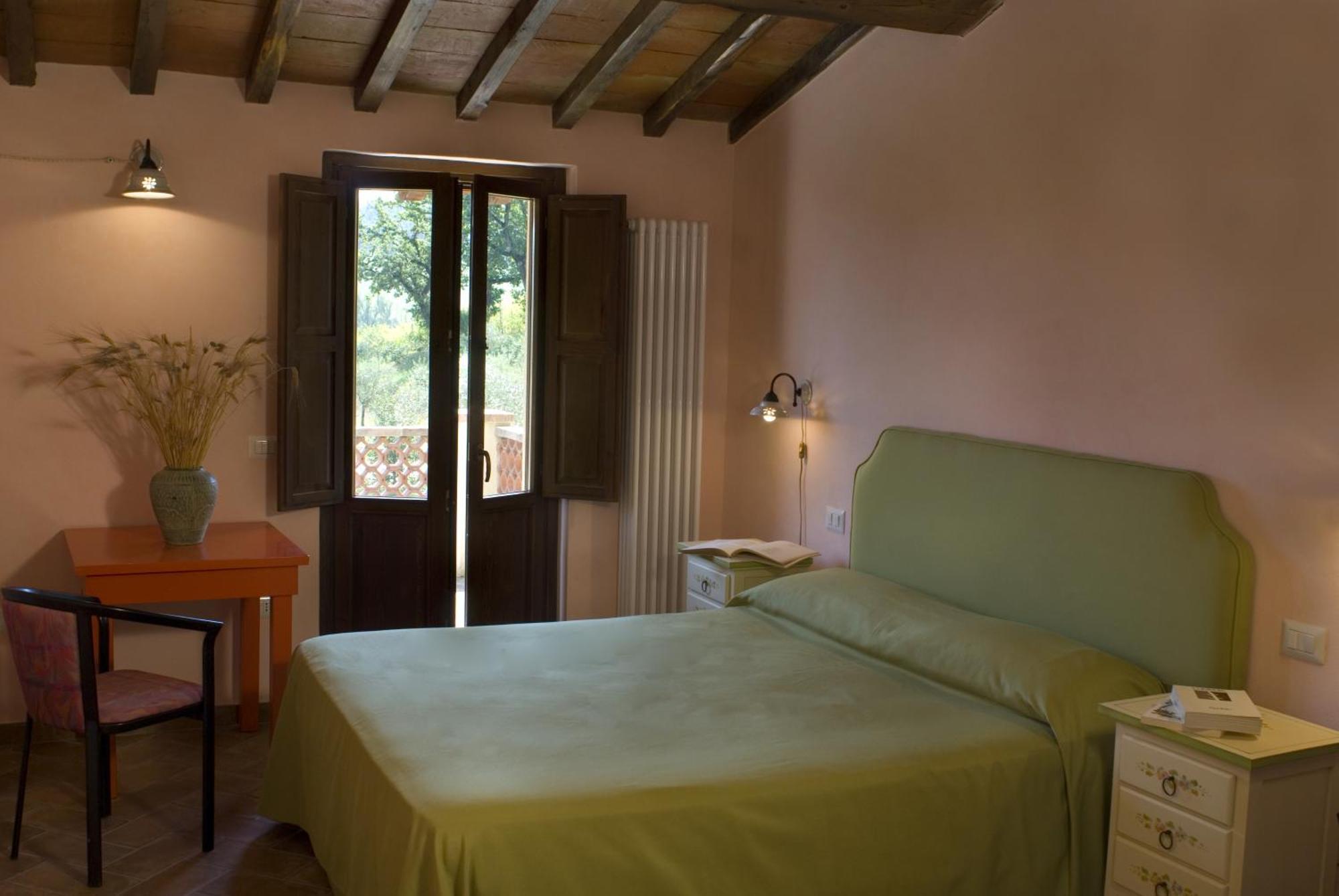 Borgo Le Capannelle Aparthotel Castel Ritaldi Δωμάτιο φωτογραφία