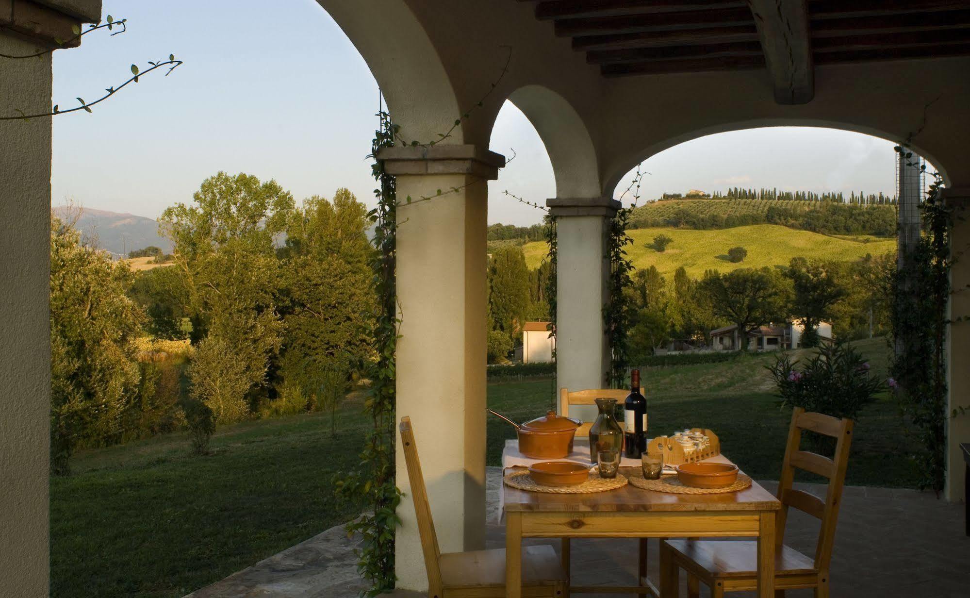 Borgo Le Capannelle Aparthotel Castel Ritaldi Εξωτερικό φωτογραφία